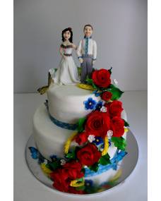 Свадебный тортКрасные розы