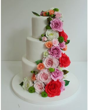 Свадебный тортСахарные розы